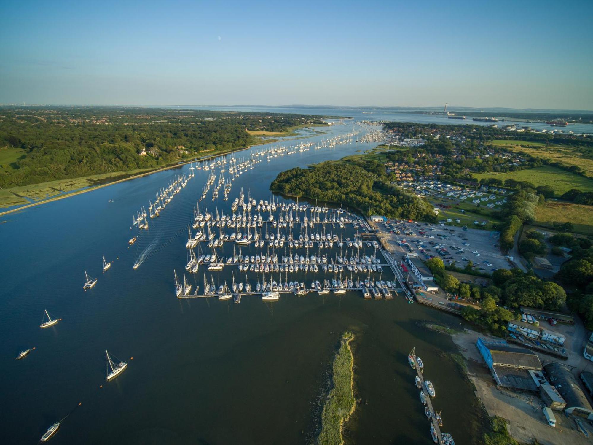 Mercury Yacht Harbour And Holiday Park Bursledon Luaran gambar