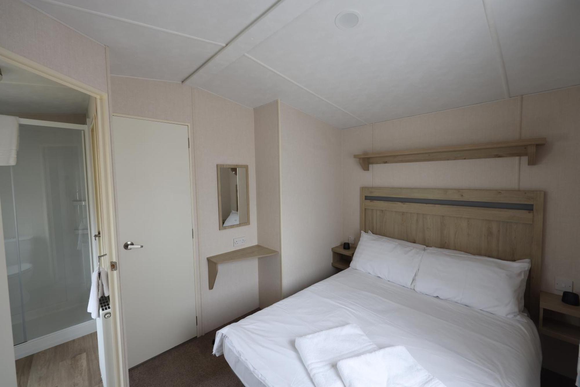 Mercury Yacht Harbour And Holiday Park Bursledon Luaran gambar