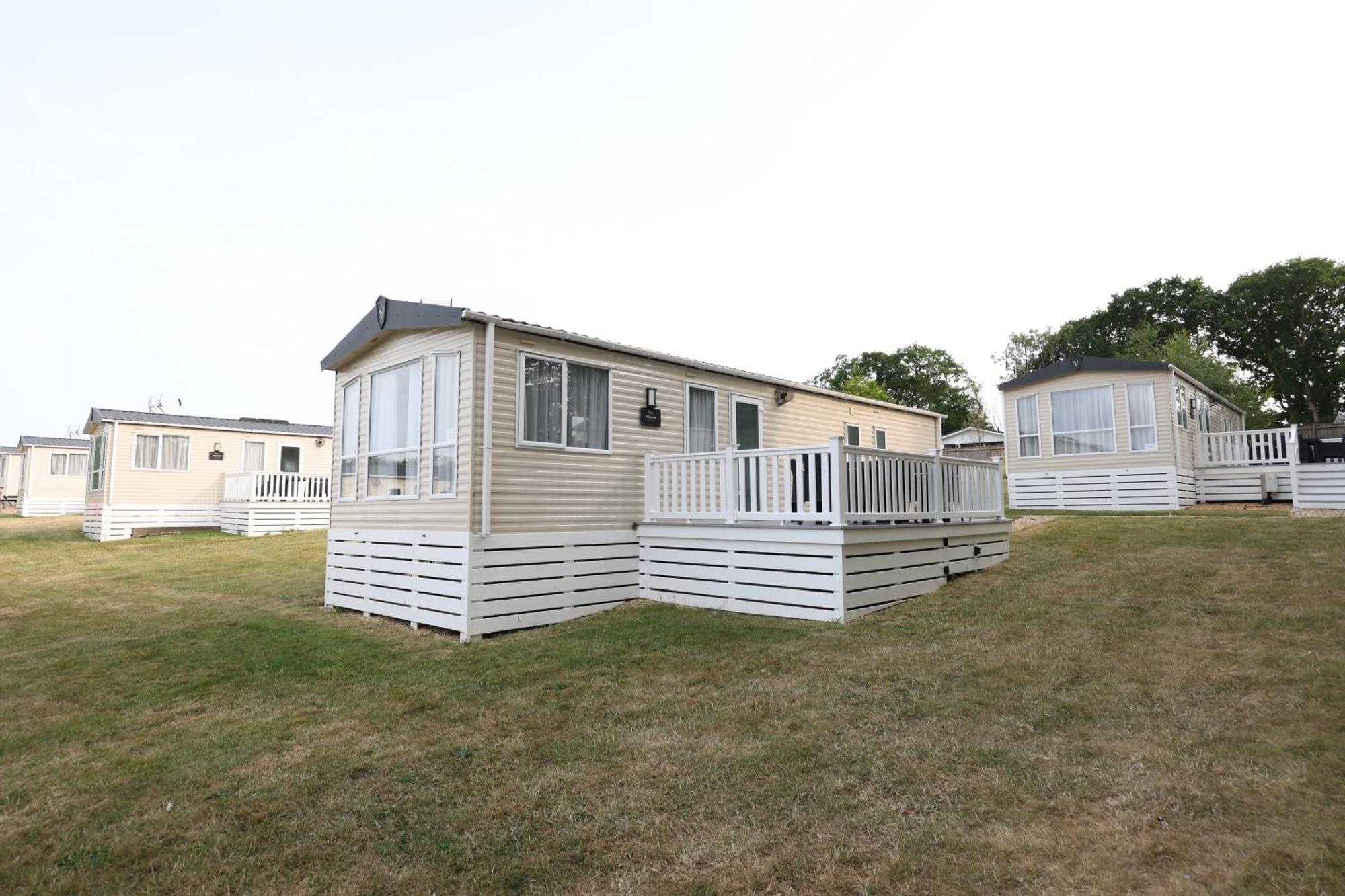 Mercury Yacht Harbour And Holiday Park Bursledon Luaran gambar